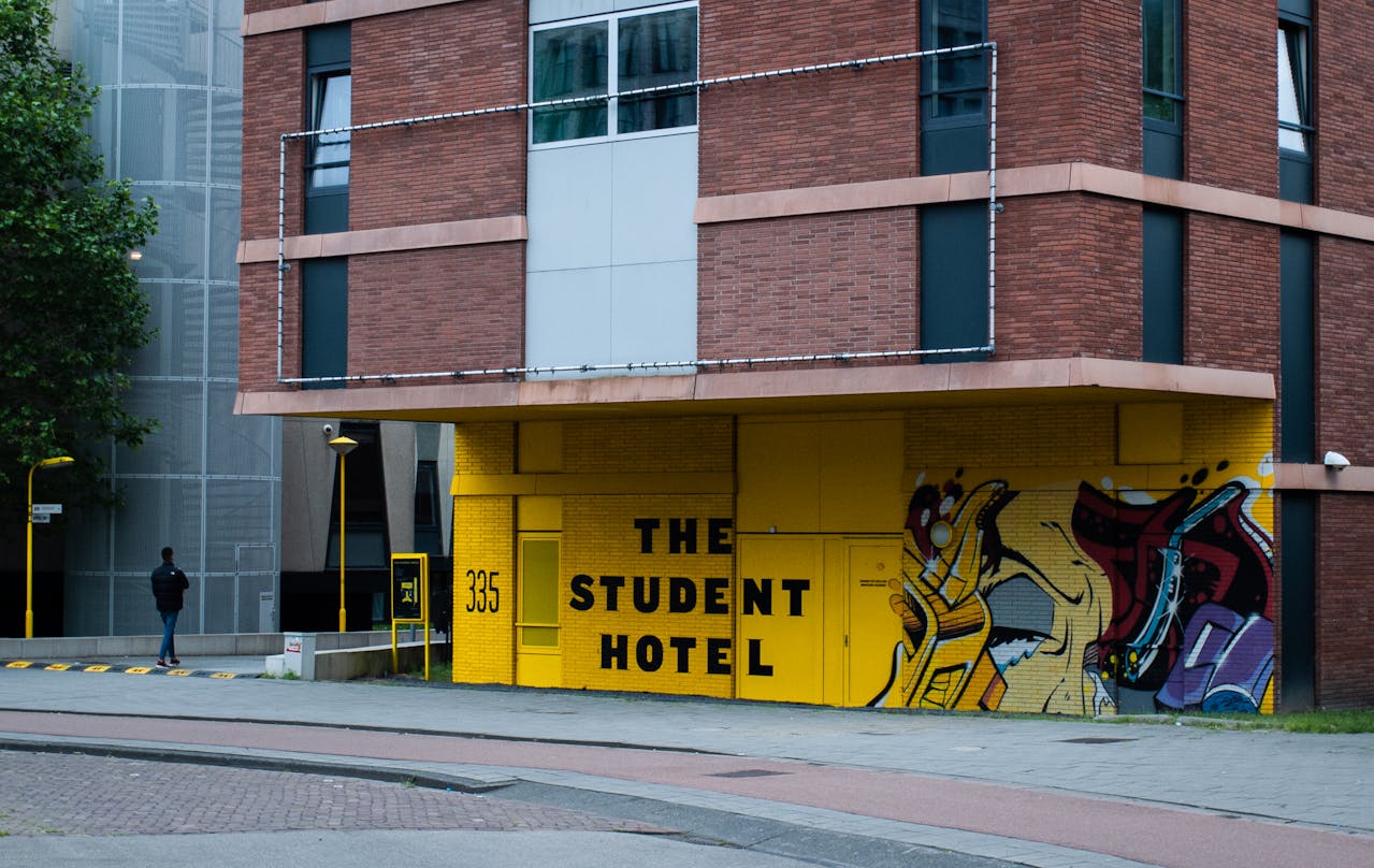 How Will I Find Accommodation to Study Medicine Abroad