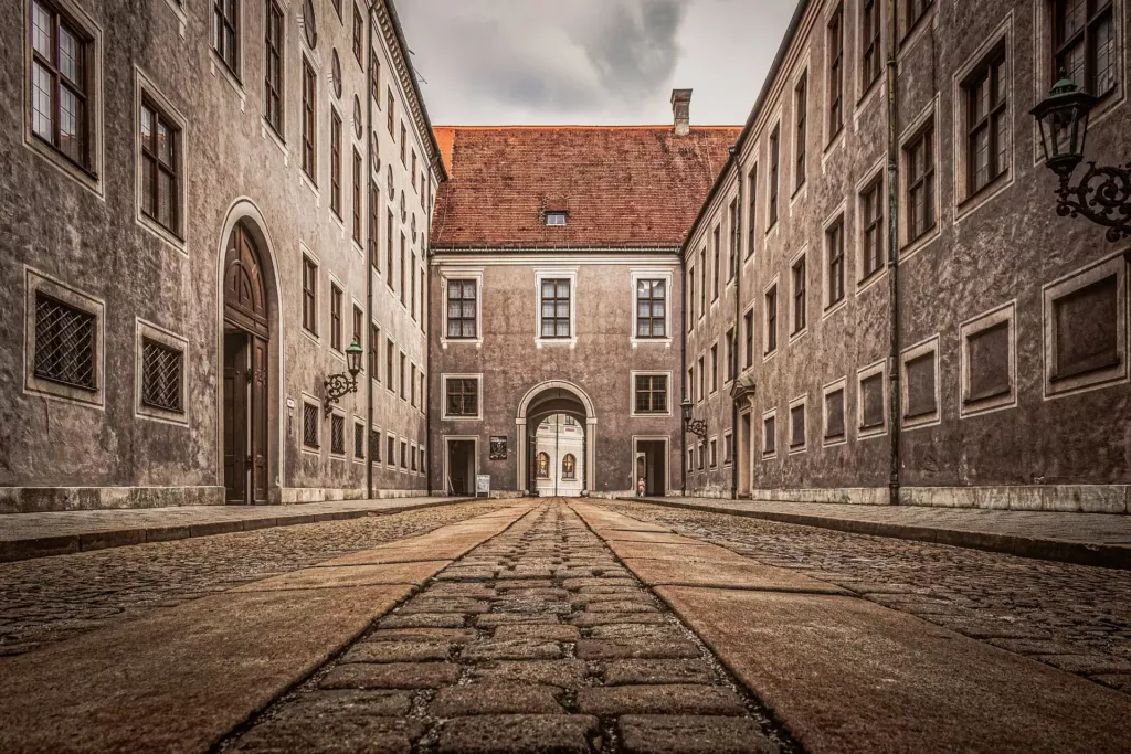 Pathway for European Graduates to Practice in the UK